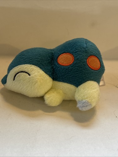 Pokémon center cyndaquil - pokémon,