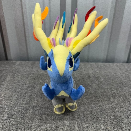 Pokémon center xerneas - center,