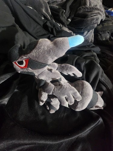 Zekrom pokemon center pokedoll - zekrom,