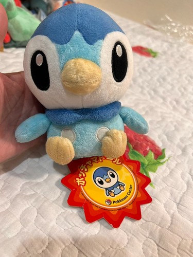 Pokemon center piplup - center,